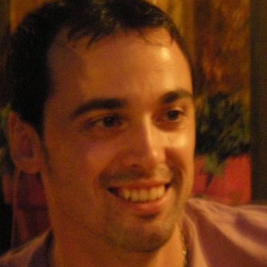 Cyril, Technicien En Informatique