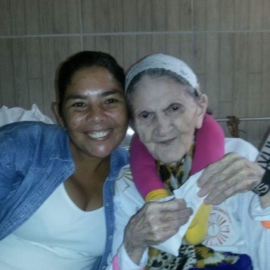 Cuidadora De Idosos
