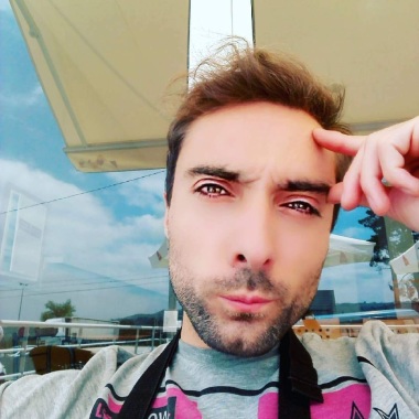 Damien Montreux