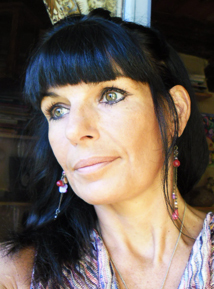  Julie Moreau