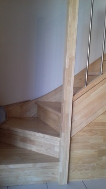 Escalier sur mesure Hévéa