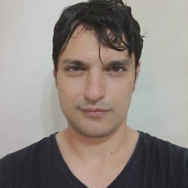 Andrea Karimkhan