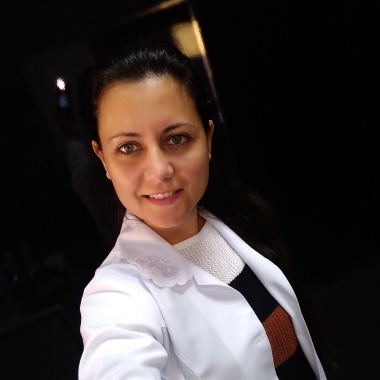 Helen C Da Silva   Esteticista