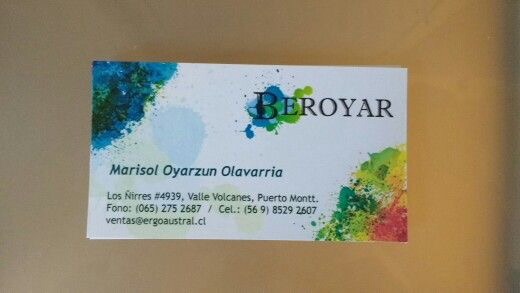 Logo y diseño de tarjeta para  negocio de estampado de poleras y merchandising en puerto montt 