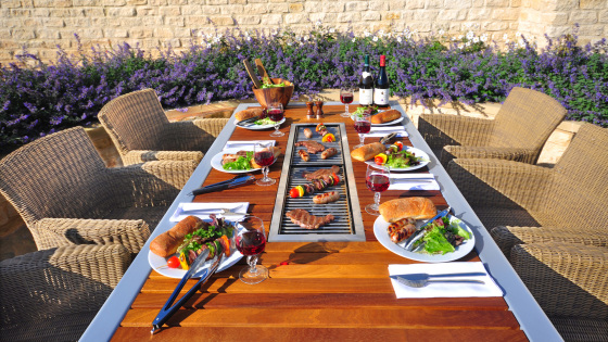 Barbecue Table.jpg