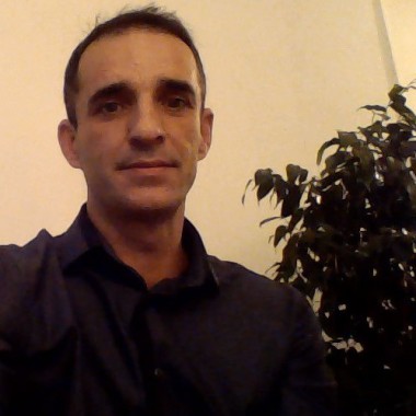 Esthéticen De Masseur Bien-Etre Certifié