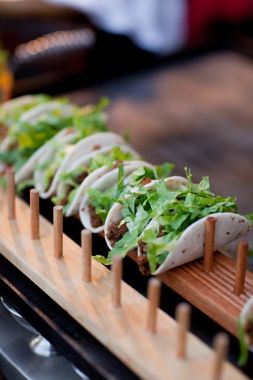 catering by Dear Delicious