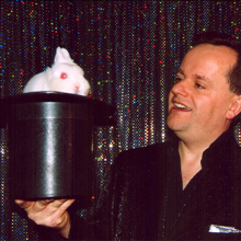 Tim Barnes Magical Entertainer