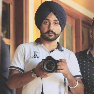 Deepinder Photography