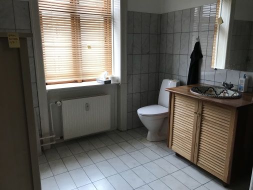 Frederiksberg- badeværelse - FØR