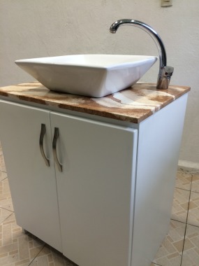 Mueble de baño con imitacion marmol