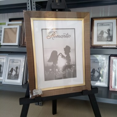 Romantic Frame