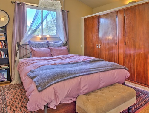 romantic in a 'fort'