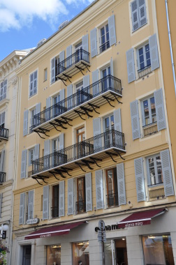 Rénovation Façade et création de 12 appartements -NICE