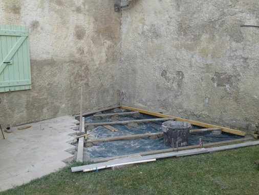 pose d'une terrasse d'angle