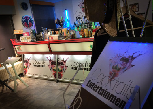 Cocktails Entertainment