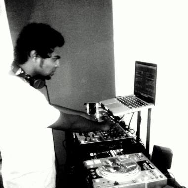 Soundbliss - Call/Whatsapp Me @ *information hidden* For Bookings - Dj Suchan