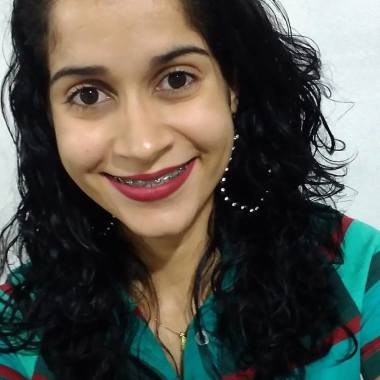 Paula Alves Petrazzini