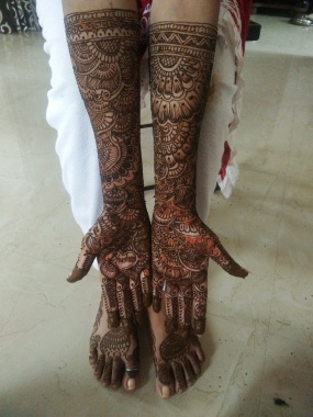 I'm a Mehandi artist also