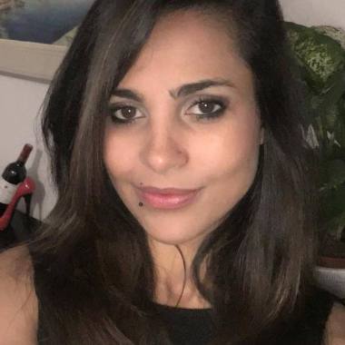 Professeur Brésilienne Donne Cours Particulier De Portugais Et Culture Brésilienne À Nîmes