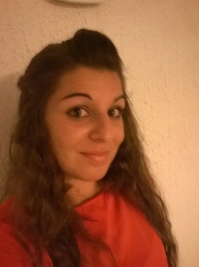 Bonjour, 
Je m'appelle Victoria je suis actuellement en BTS hôtellerie restauration sur Toulon. Je recherche un travail à temps partiel, je suis sérieuse, motivée et j'aime le contact.
N'hésitez pas à me contacter pour tous renseignement.
Merci.