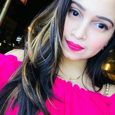 Mua_Pooja