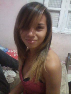 Dirlene.  Cabeleireira