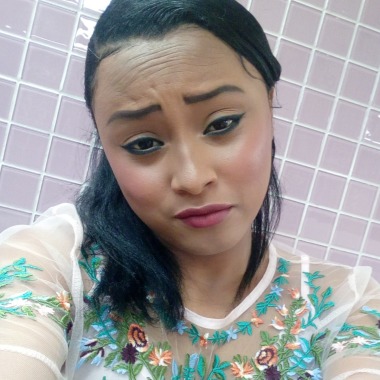 Maquiadora Profissional E Visagista Roseli Magalhães Da Empresa Studio Rosê Makeup