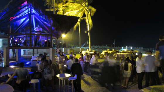 Evento corporativo na praia