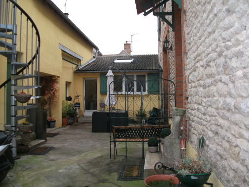 cour  patio après