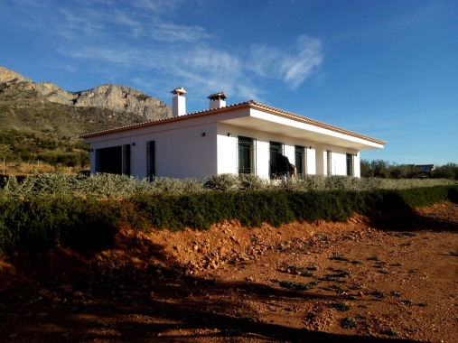 Proyecto de viv unifam aislada en Gaianes