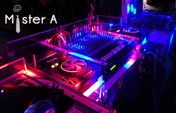Régie SON professionnelle + informatique, video et light show