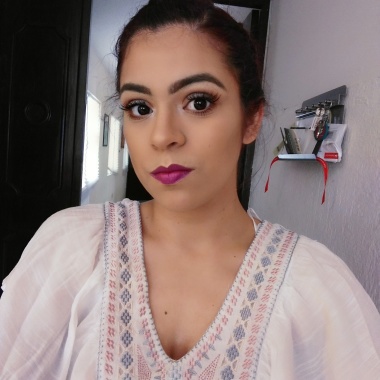Glow Makeup Harriet Monforte