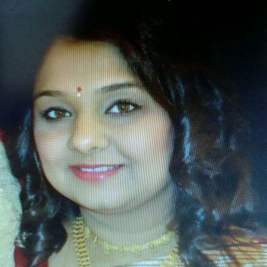 Vadhu Make Up Artist