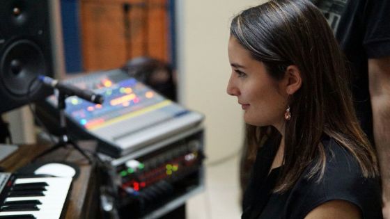 Marjorie Von Ahn en el control room
