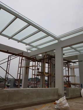 canopy kaca Joglo