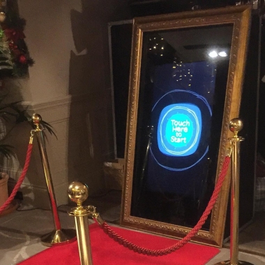Mirror Photo Booth