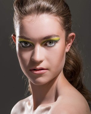 Green and yellow cutcrease 