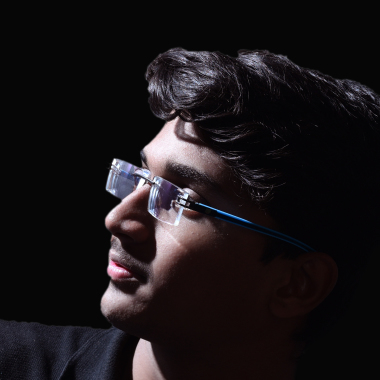 Pritam Photo Flash