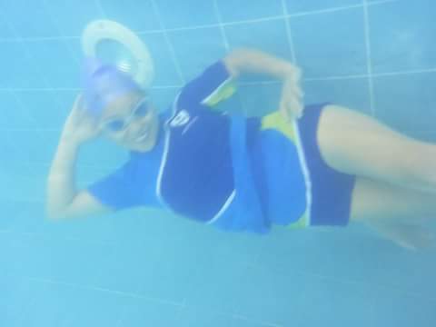 Foto bajo el agua,  en la piscina del club aquaco