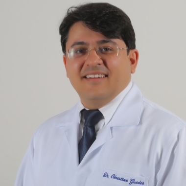 Dr. Chistian Leite Guedes - Ortodontia