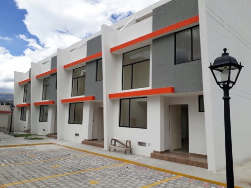 Conj. Habitacional "Raphaela". Valle de los chillos