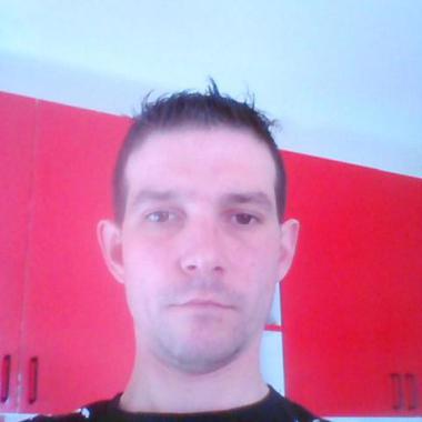 Seb Touche À Tout 