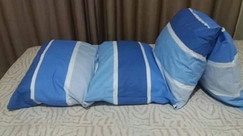 Colchonete travesseiro $ 180,00