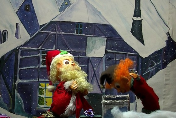 spectacle de marionnettes La chanson du père Noël
pour enfants à partir de 1 ans
