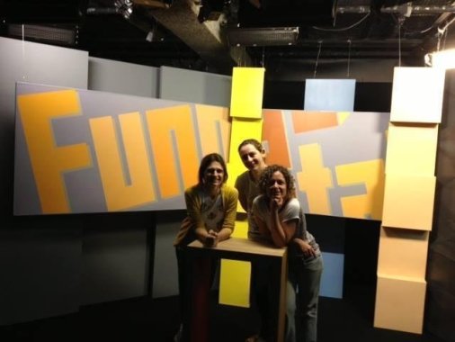 Cenografia para o programa Fundamental - Tv Escola. Parceria com Carla Berri e Luciana Coletti.