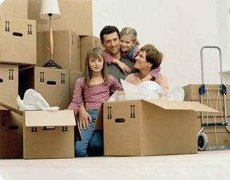 Familias felices con Mudanzas la Terra