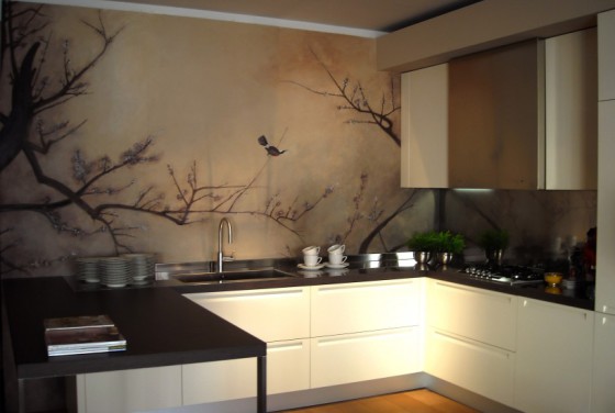 ZEN
PEINTURE MURALE
Motif naturel en style japonais: Les concepts «naturel» et «ancien peinture japonaise » ont constitué les bases du projet de rénovation et se retrouvent dans toute la décoration de l’appartement. Le résultat des travaux est un espace calme et reposant.