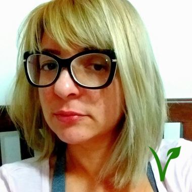 Revisora Ana Paula