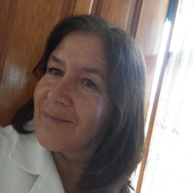 Podologa Aline Lobos Contreras